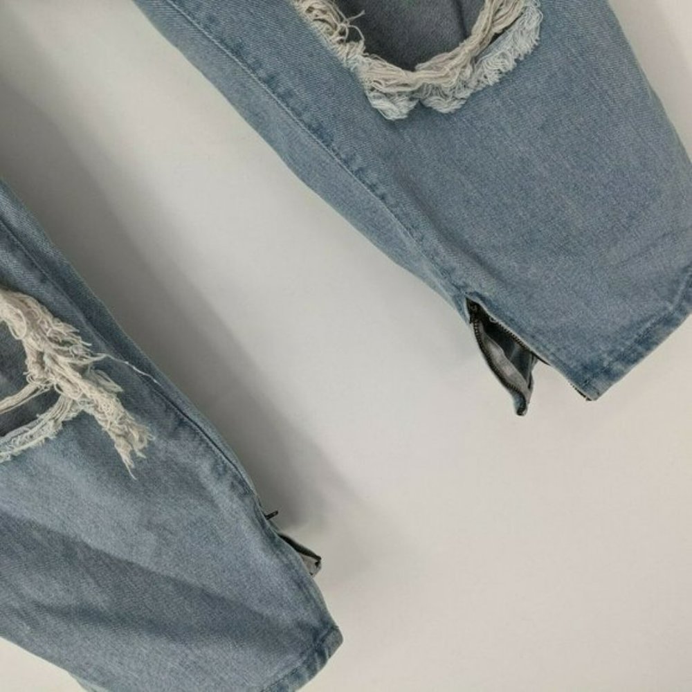 Liquor N Poker Curve 18 Light Wash Blue Distressed Jeans 100% Cotton Plus Size - Picture 6 of 13